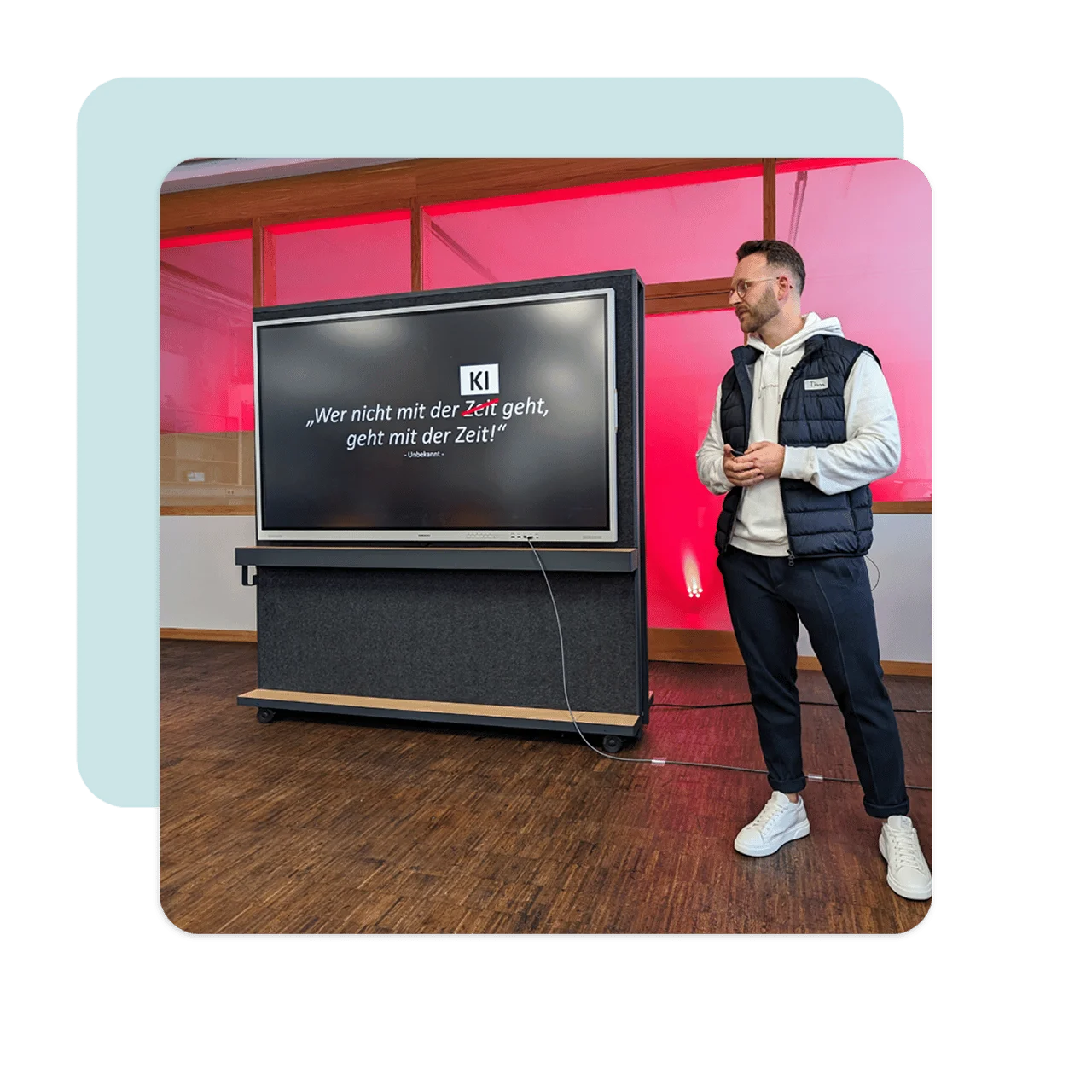 Tim Fricker als Mentor im bereich E-Commerce und KI